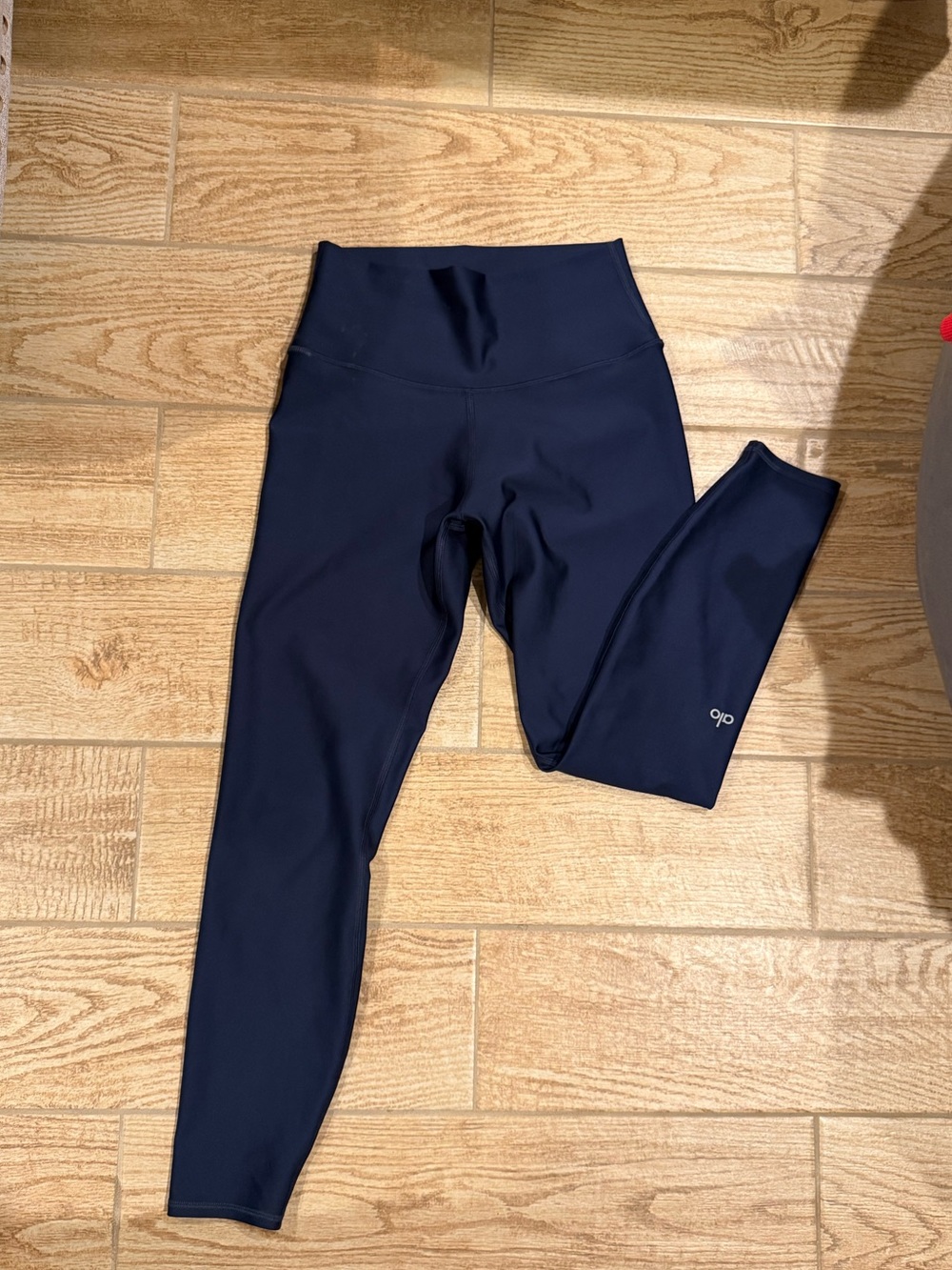 ALO Yoga Navy Blue 7/8 Airlift Leggings